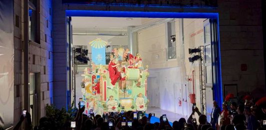 Servire, accogliere, custodire: svelato il Carro Trionfale della Festa della Bruna 2026